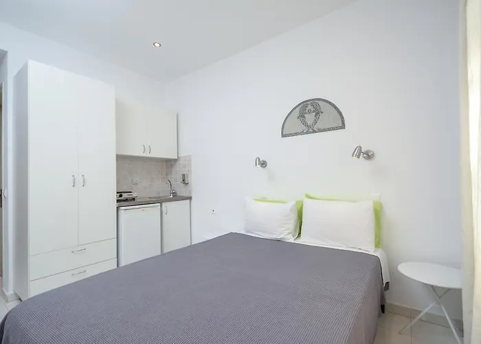 Πανσιόν Windmill Naxos 3*